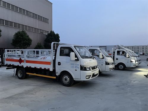 小型汽油废机油废电瓶运输车车型推荐及电动防爆车应用解析